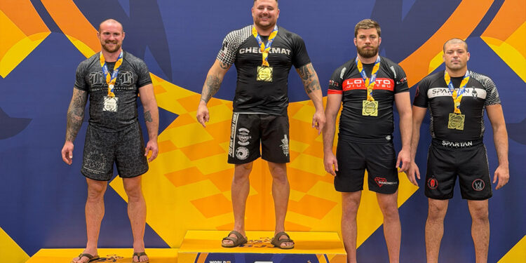 Anderson Meneghetti encerra a temporada com título mundial na IBJJF - Foto: Divulgação