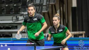 Calderano e Takahashi em ação