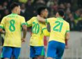 CBF: Jogadores do Brasil comemorando gol em amistoso