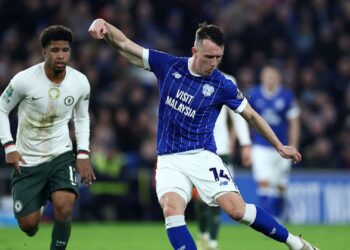 Lance do jogo entre Cardiff e Chelsea