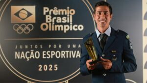 Caio Bonfim é um dos Atletas do Ano do COB