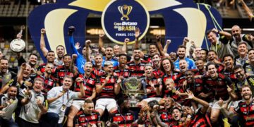 Títulos e dinheiro no bolso: Flamengo fecha 2025 com mais de R$ 400 milhões em caixa