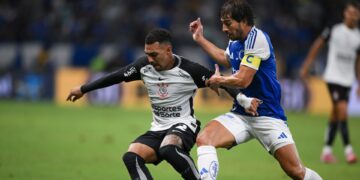 Corinthians e Cruzeiro duelam por vaga na final