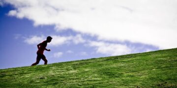 Aprenda a controlar seu ritmo e postura em subidas e descidas