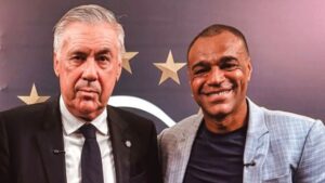 Foto de Denilson e Ancelotti
