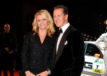 Schumacher e Corinna estão casados há muitos anos
