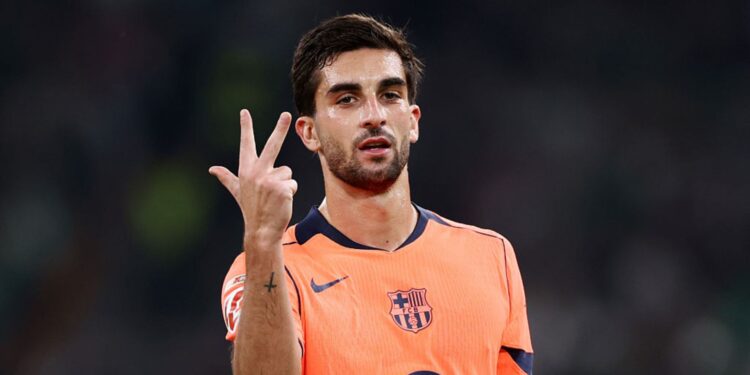 Ferran Torres comemorando gol pelo Barcelona