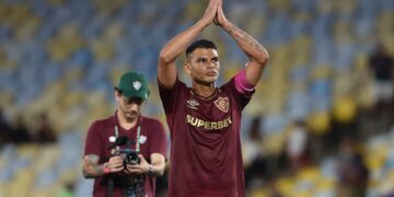 Thiago Silva durante partida pelo Fluminense