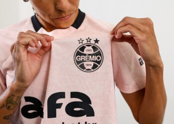 Camisa rosa do Grêmio de 2025