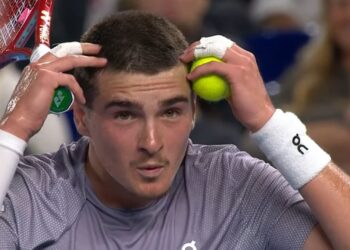 João Fonseca durante jogo contra Alcaraz