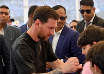Messi durante visita à Índia