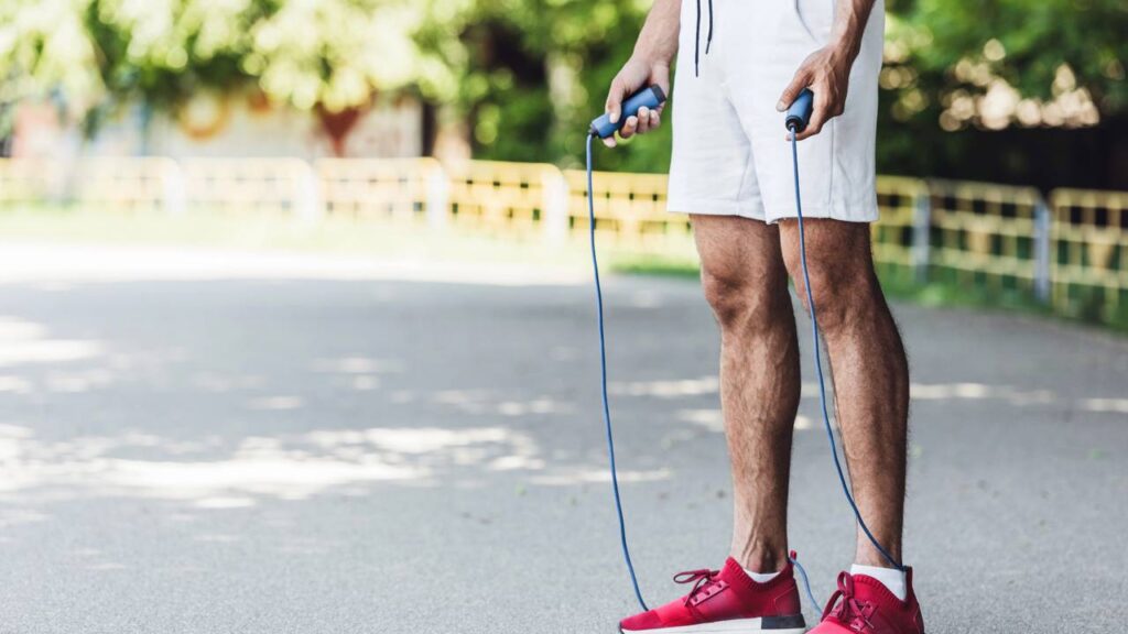 Dicas de ouro para pular corda sem errar o salto