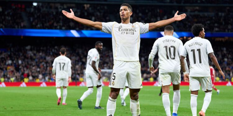 Bellingham comemorando gol pelo Real Madrid