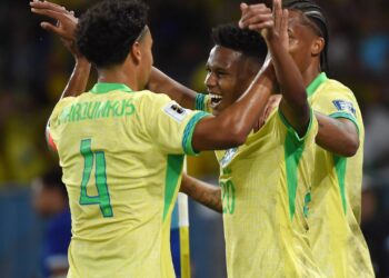 Seleção Brasileira tem 5,6% de probabilidade de levantar a taça da Copa do Mundo em 2026