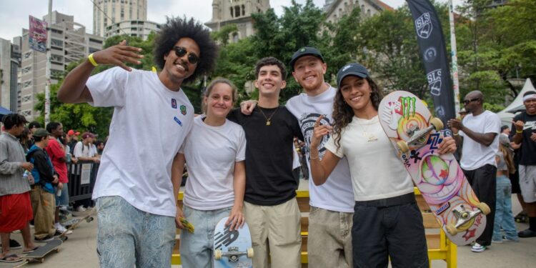 Rayssa Leal e companhia marcaram presença no evento antes do SLS Super Crown