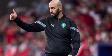 Técnico de Marrocos durante jogo da equipe