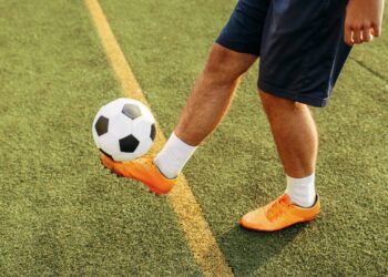 Três exercícios simples que melhoram seu controle de bola no futebol