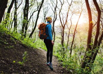 Como escolher a melhor mochila para trilhas