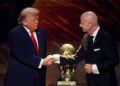 Trump e infantino durante sorteio da Copa do Mundo