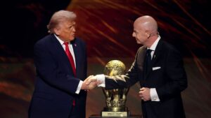 Trump e infantino durante sorteio da Copa do Mundo