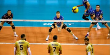 Lance do jogo entre Vôlei Renata e Perugia