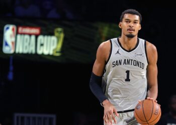 Wembanyama em ação pelo San Antonio Spurs