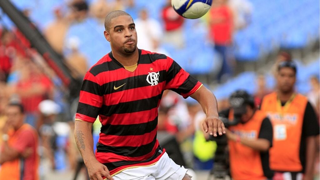 Adriano Imperador e a crise financeira após o auge no futebol