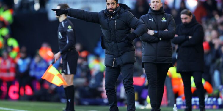 O português Rúben Amorim foi demitido do comando do Manchester United