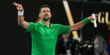 Novak Djokovic venceu Jannik Sinner e garantiu vaga na final do Australian Open