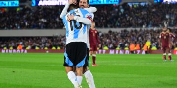 Palmeiras faz proposta pelo meio Thiago Almada