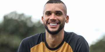 São Paulo anuncia a contratação do zagueiro Matheus Dória