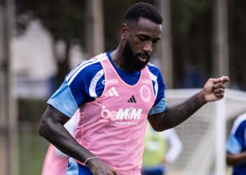Gerson foi apresentado oficialmente pelo Cruzeiro