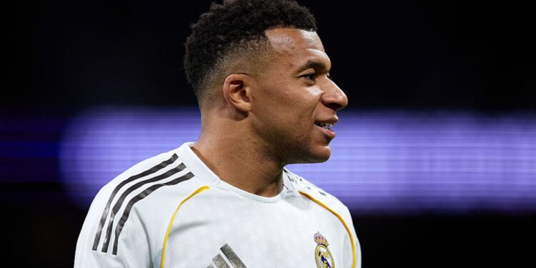 Mbappé não foi relacionado para a disputa da Supercopa da Espanha