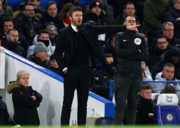 Michael Carrick vai comandar o Manchester United até o final da temporada