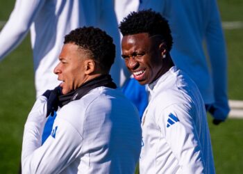 Vinícius Júnior sugere multa para jogadores atrasados