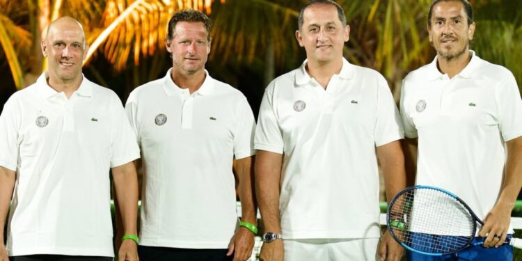 Ex-tenistas disputaram uma partida de exibição no Rackets in Paradise