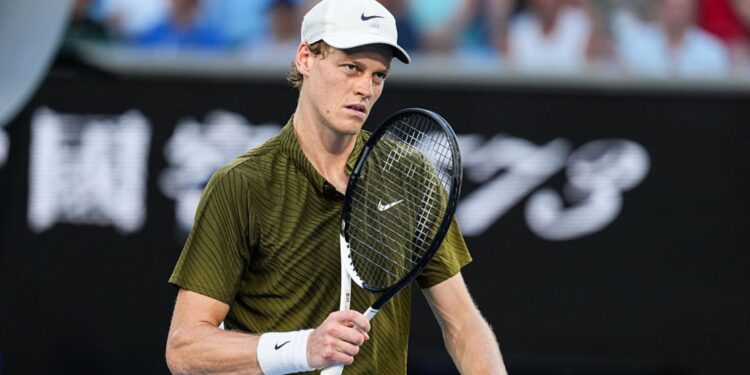 Jannik Sinner garantiu vaga nas quartas de final do Australian Open