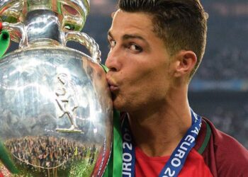 A histórica final da Euro 2016, que consagrou Cristiano Ronaldo na história do seu país