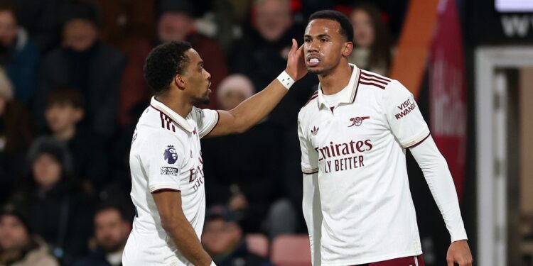 Gabriel Magalhães foi o destaque da vitória do Arsenal