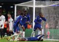 Jogadores do Chelsea comemorando gol