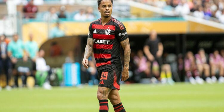 Allan entra na mira de Corinthians e São Paulo