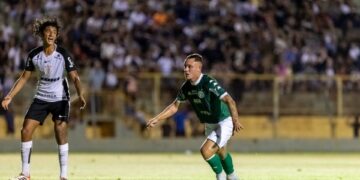 Lance do jogo entre Corinthians e Guarani