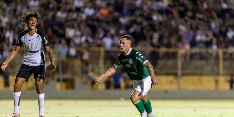 Lance do jogo entre Corinthians e Guarani