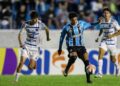 Lance do jogo entre Grêmio e Cruzeiro pela Copinha