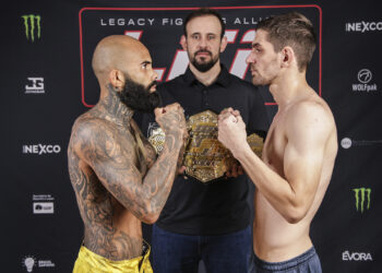 Degli x Aguiar fazem a luta principal - Foto: Divulgação/LFA Brasil