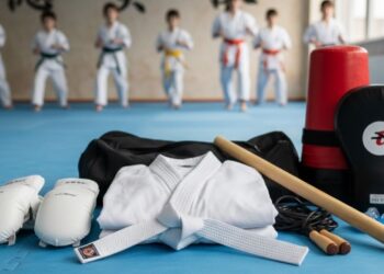5 equipamentos essenciais para iniciar no karatê com segurança
