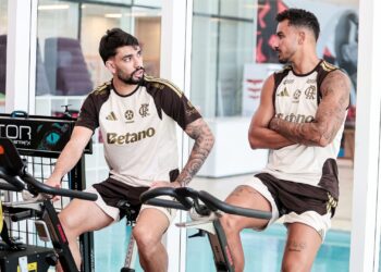 Lucas Paquetá durante treino do Flamengo