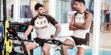 Lucas Paquetá durante treino do Flamengo