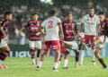 Lance do jogo entre Bangu e Flamengo