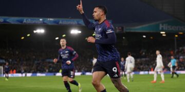 Gabriel Jesus comemorando gol pelo Arsenal